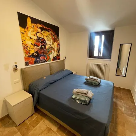 Le Finestre Sul Duomo 아파트 *