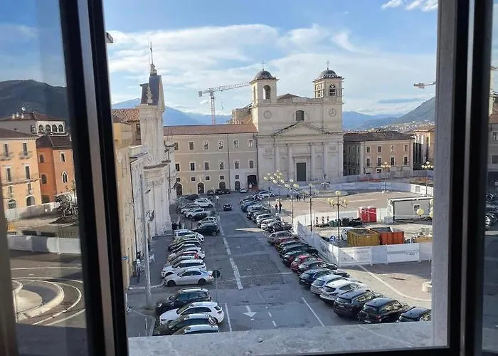 Le Finestre Sul Duomo Apartment LʼAquila